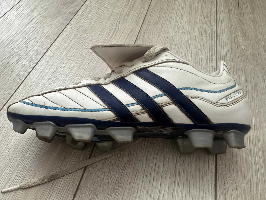 Adidas Puntero cu crampoane pentru teren iarba