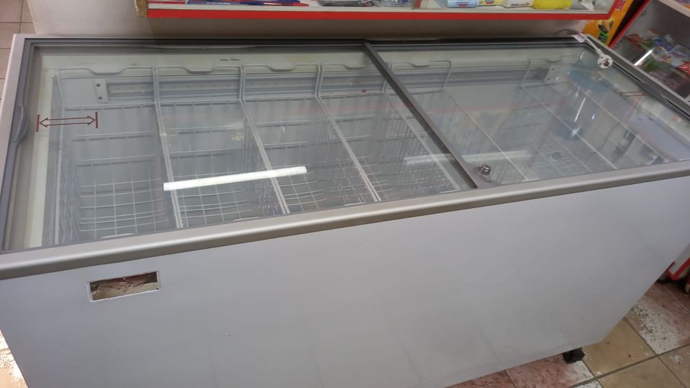 Продам морозильник