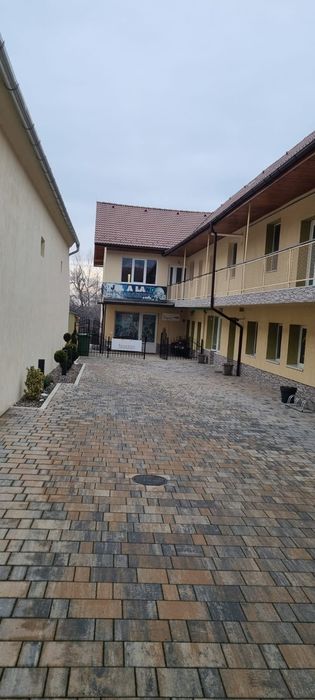 Inchiriez spațiu comercial  ultracentral Săcele