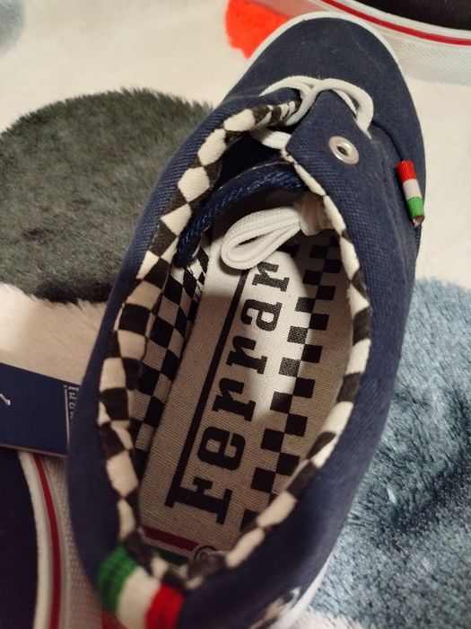 Teniși/adidași Ferrari  mărime 35