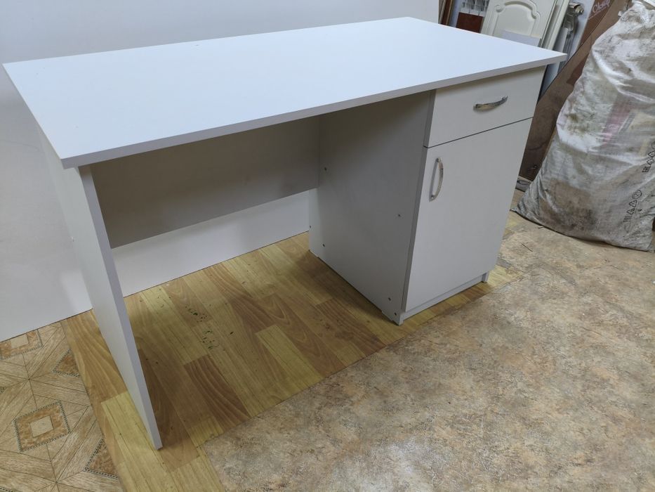 Стол офисный 120*60