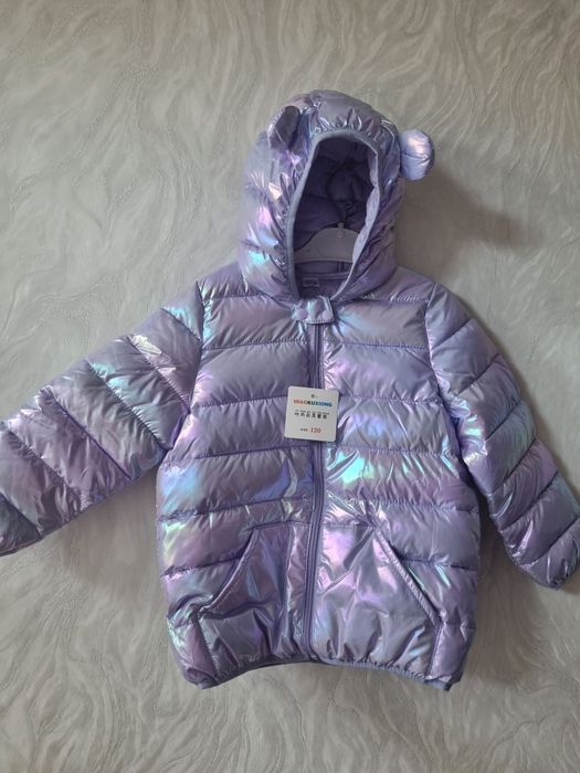 Продам 2-ку  на девочку ,120 см.