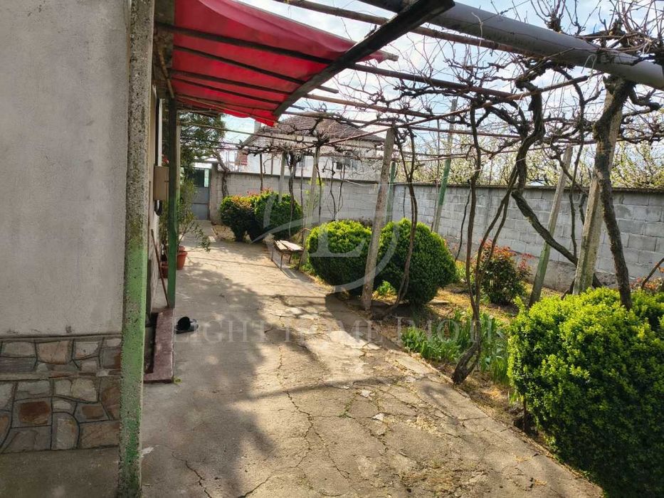 Продава се Къща в с. Цалапица, Област Пловдив - 70 кв.м за 875 €/кв.м - Снимка #2