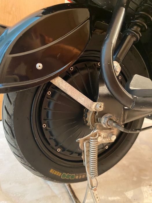 Продам электровелосипед ск8