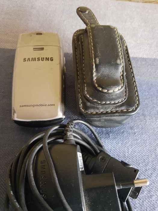 Телефони Samsung работещ,49лв, Nokia за части .Заедно,продавам