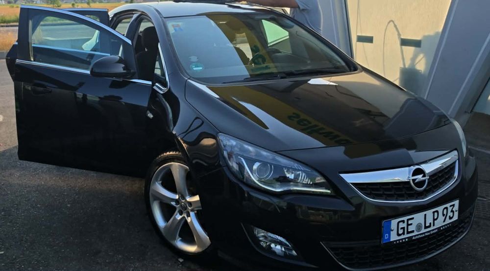 OPEL Astra 2011 — imagine 2