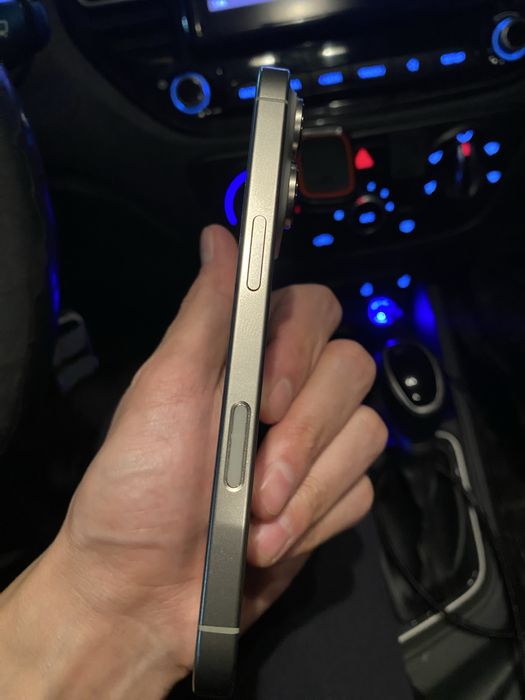 IPHONE 16 Pro новый