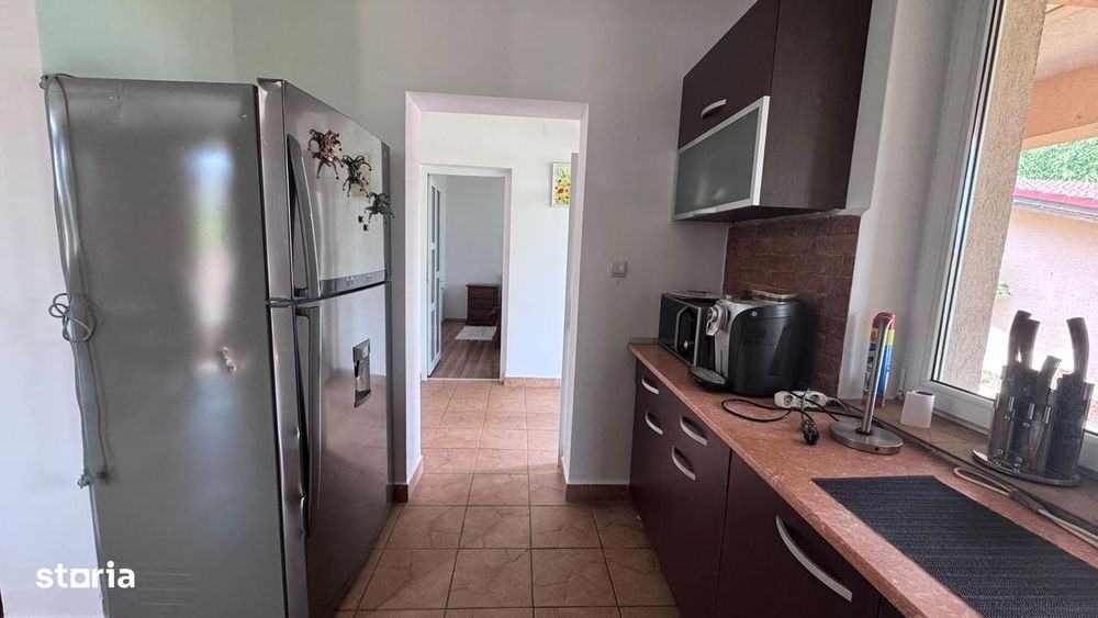 Casă cu 3 dormitoare de închiriat, Sântandrei