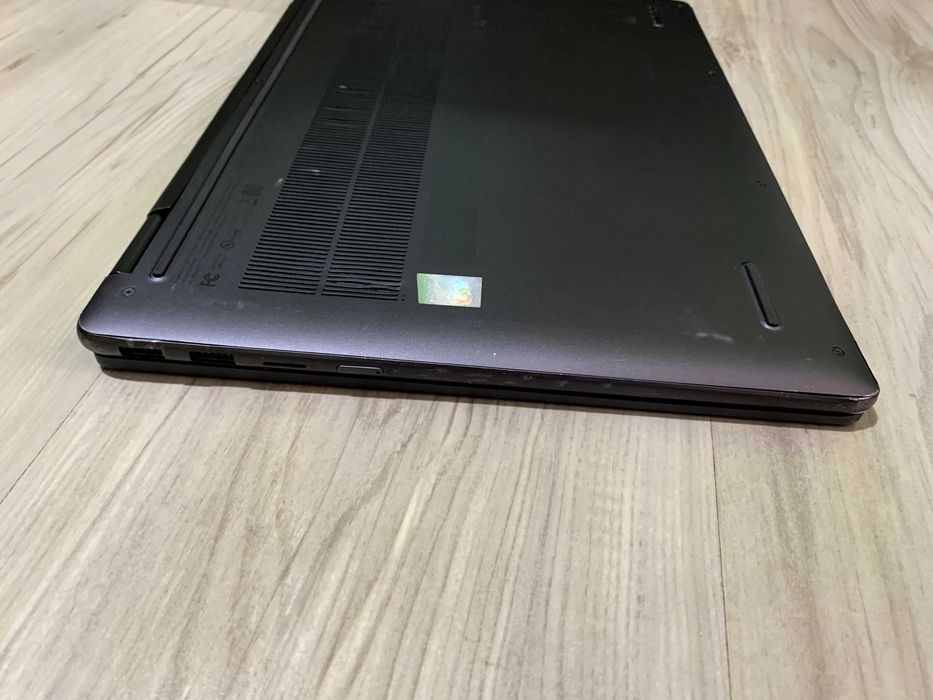 Lenovo Yoga 7 intel ultra 7 - 155U Ram 16Gb Ssd 1Tb 16" touch