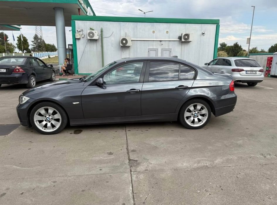 БМВ -бензин,129к.с ,1.8 ….2006г