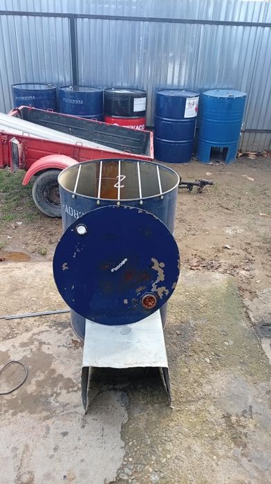 Afumătoare din butoi de tabla