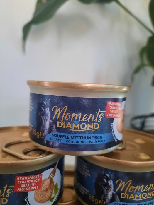 Hrană umedă pisici Moments Diamond ton