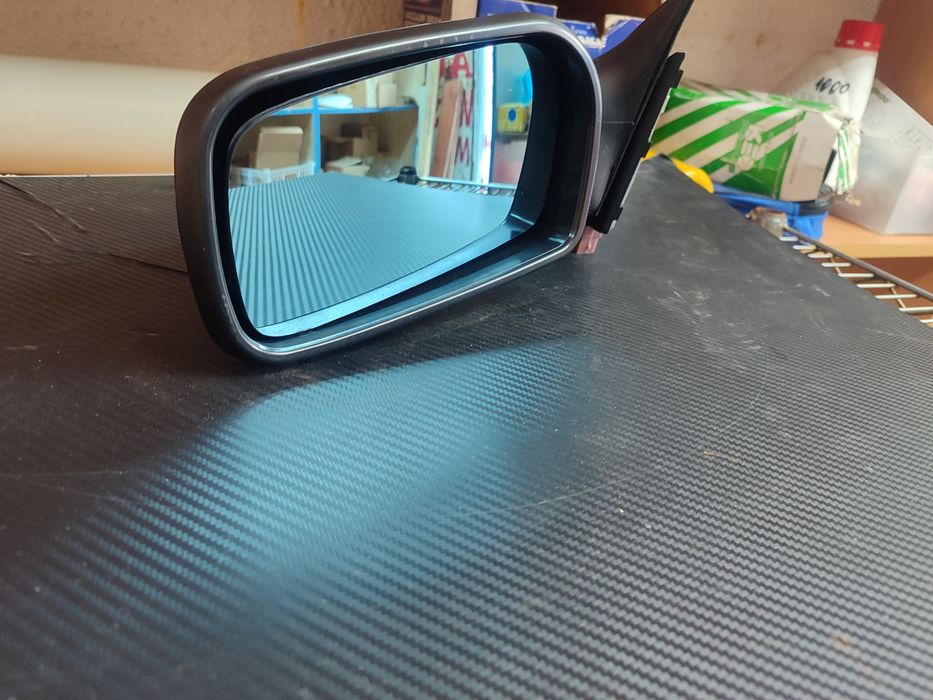 Боковые зеркала на Ауди 100 С4