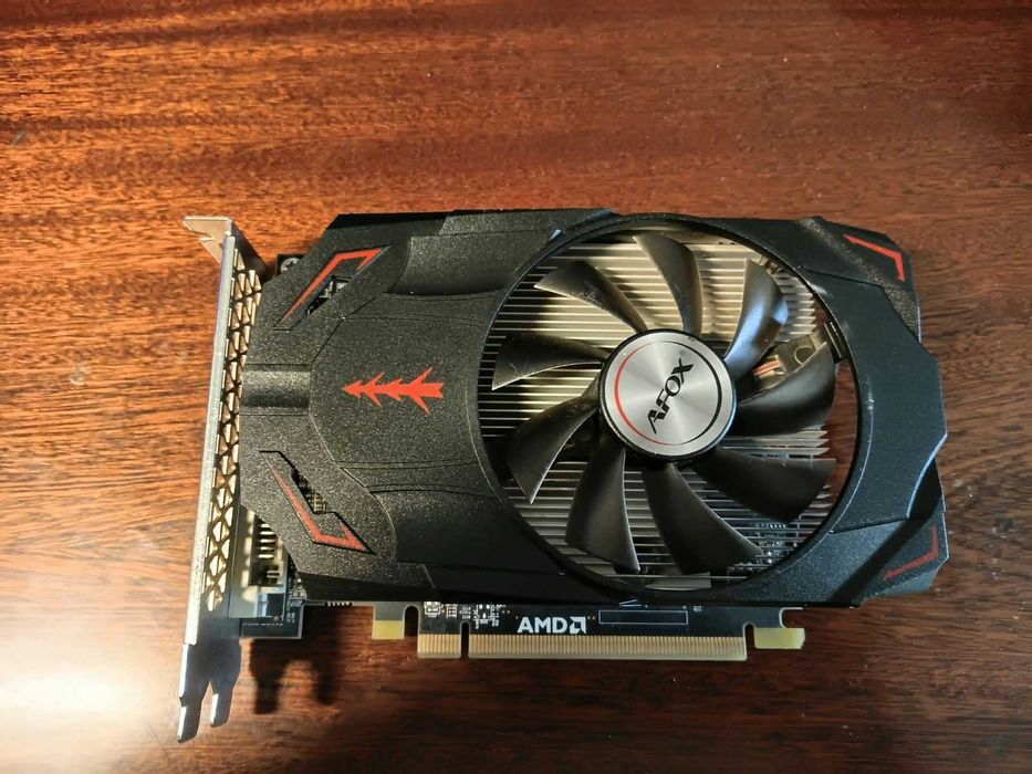 Видеокарта RX 550 4 Гб