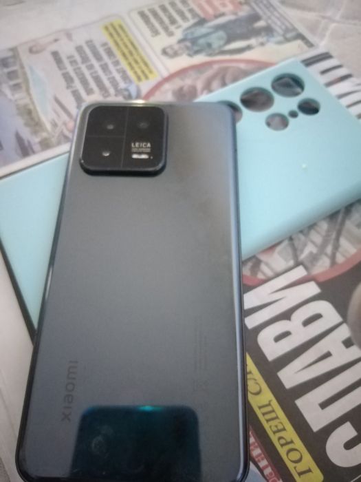 XIAOMI 13 8+4 RAM/256Gb TOP