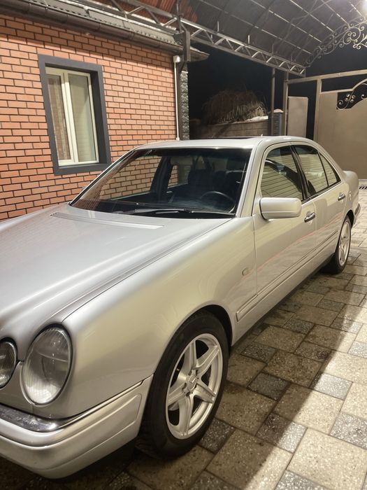 Продам диски на Мерседес R17