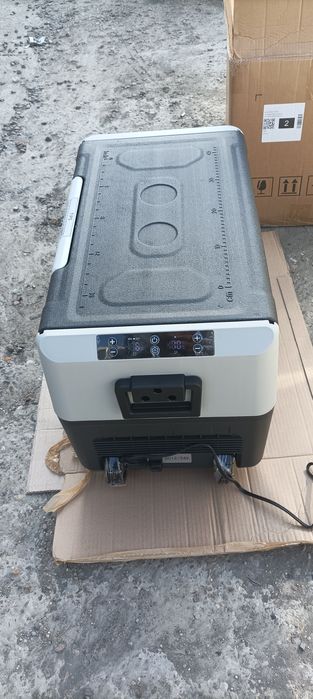 Хладилник фризер 45 литра