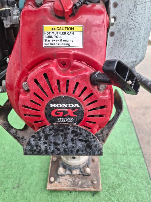 Трамбовка   Пачи крак двигател Honda