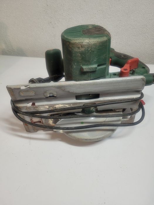 Циркуляр Bosch PKS 55(за части)