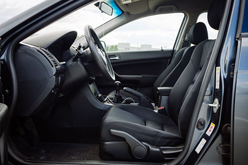 Honda Accord Tourer 2.0 i-VTEC, benzina, 155 CP, manuală, 2003, două seturi de roți
