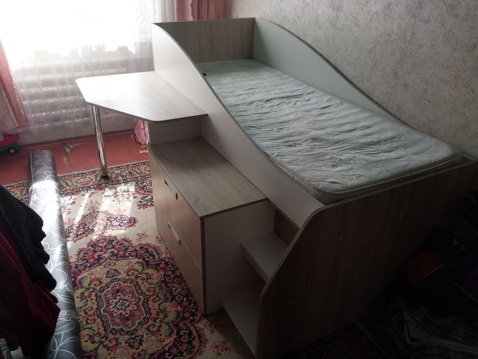 Кровать детская подрасковая