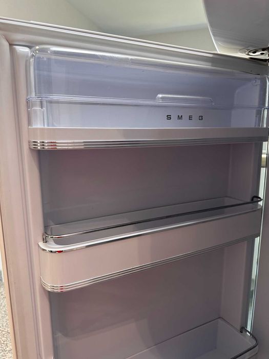 Хладилник SMEG за части