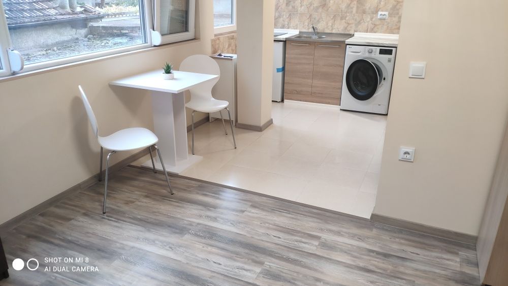 Дава се под наем Едностаен апартамент в Шумен, Томбул джамия - 25 кв.м за 229.5 € - Снимка #2