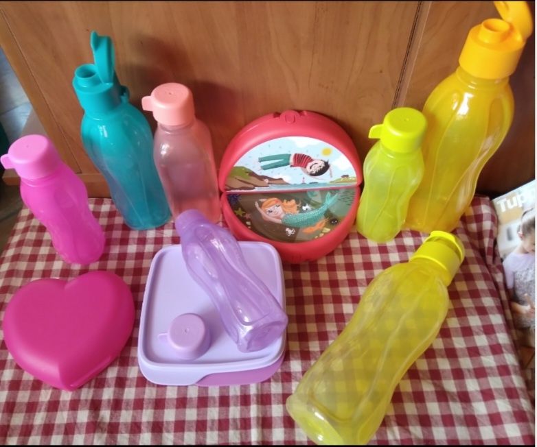 Tupperware детски бутилки, купички, прибори  за хранене
