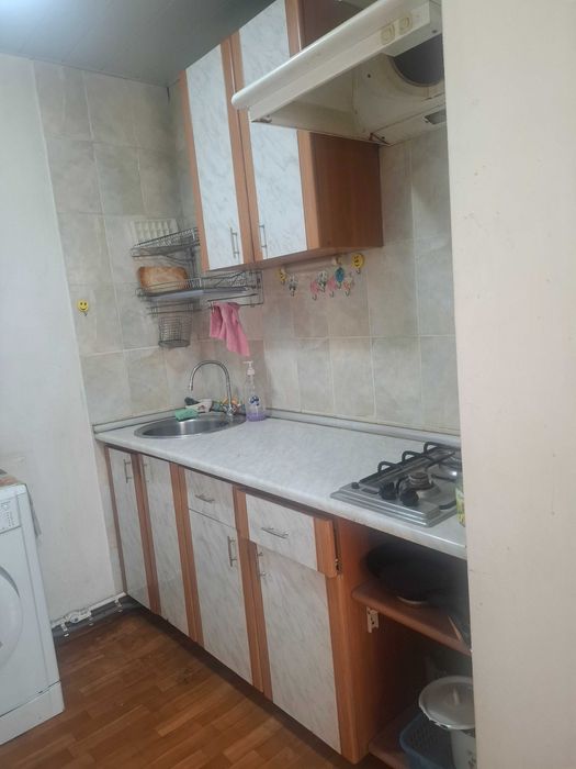 Продам гарнитур кухонный