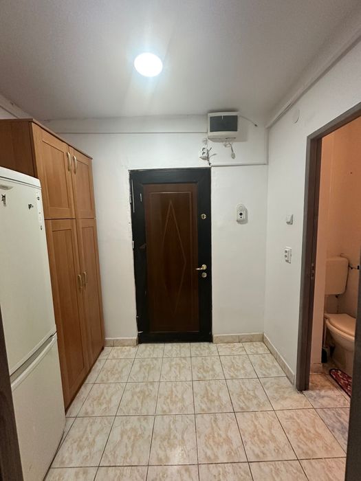 Garsonieră de închiriat