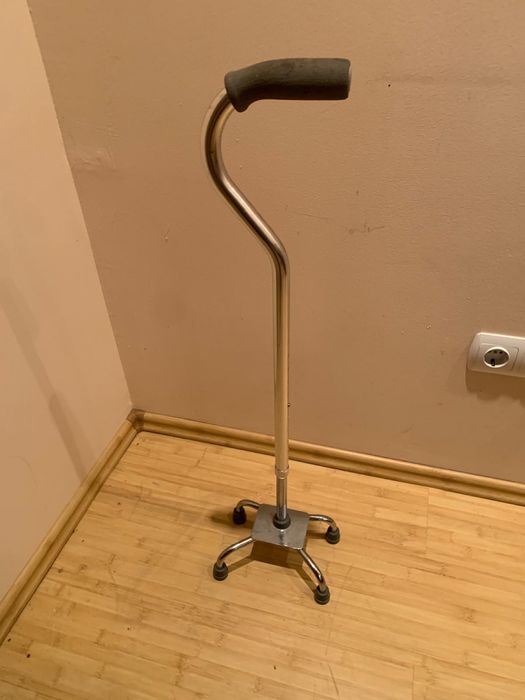 cadru din aluminiu cu 2 roti /baston