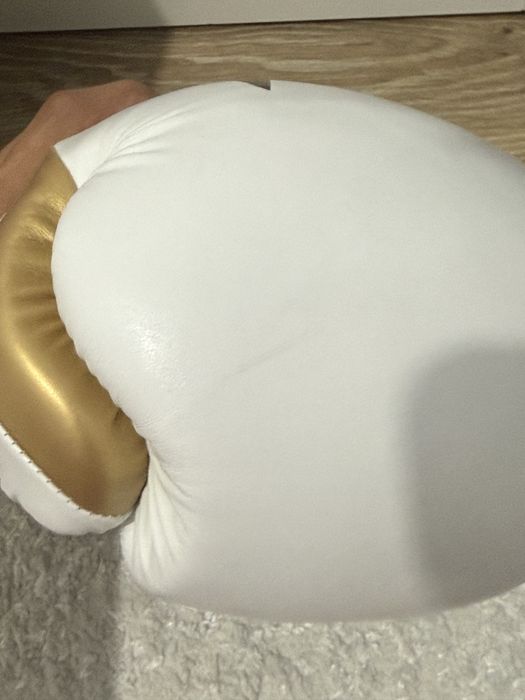 Перчатки боксерские