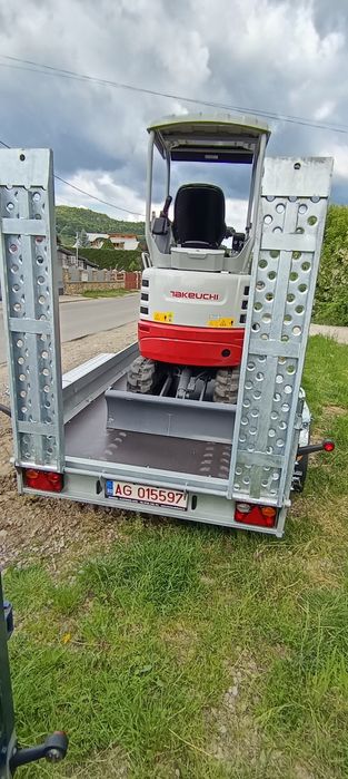Vând Mini Buldo Excavator