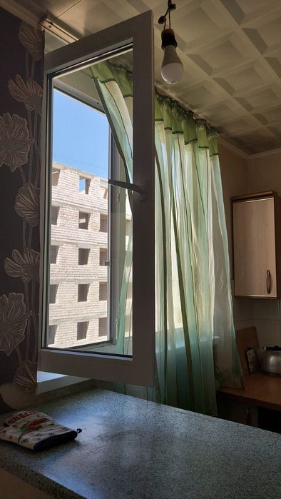 Сдаеться 2-х комнатная квартира в 6 микрорайоне