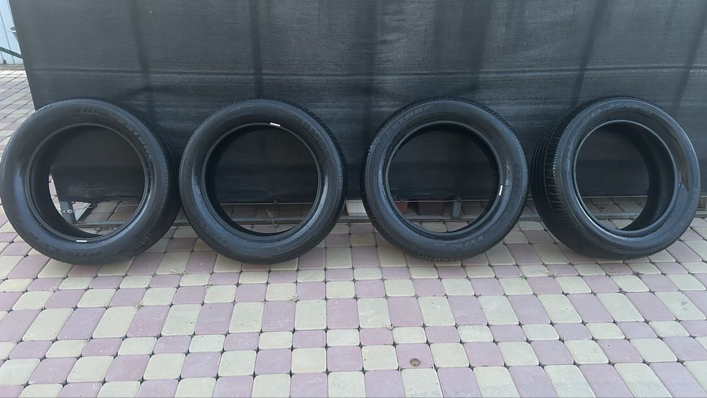 Продам Шины 245 55 r19