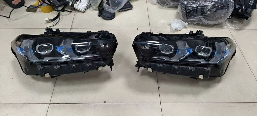 Logo BMW LED pentru far BMW X5 G05 / X6 G06 / X5M F95 LCI
