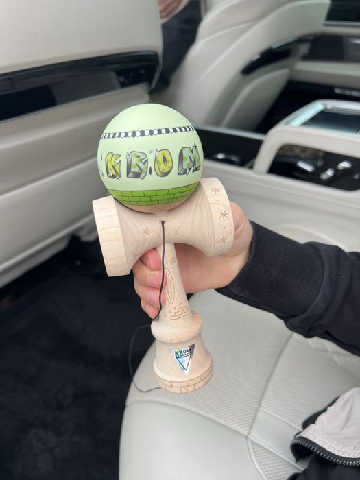 Krom Scags Magnolia - Kendama Xremus