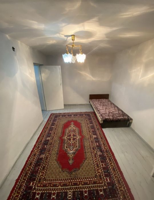 Сдаем квартиру 1 ком 30квм 
Читая уютная с техникой