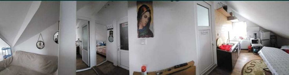 superoferta mansarda la curte