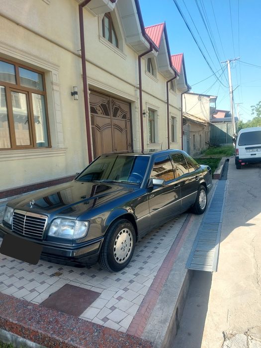 Mersedes benz w124
