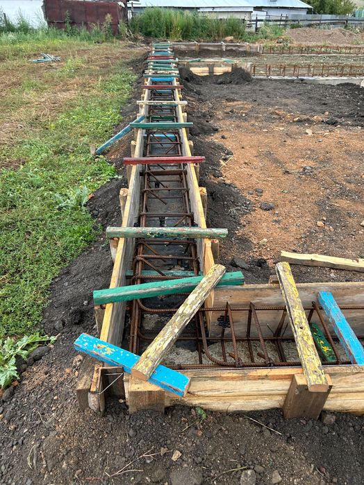 Дом (недостроенный)