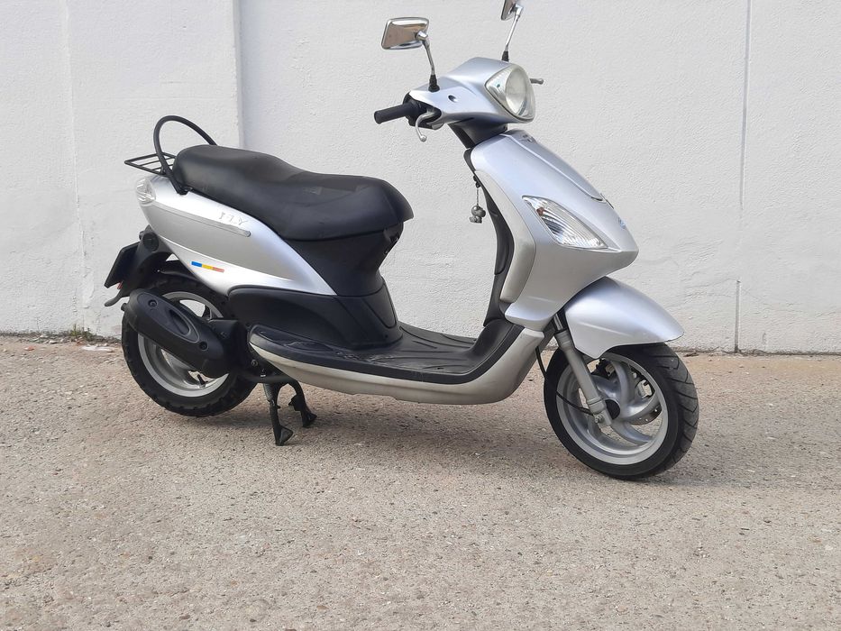 Scuter Piaggio Fly 50cc 4 timpi
