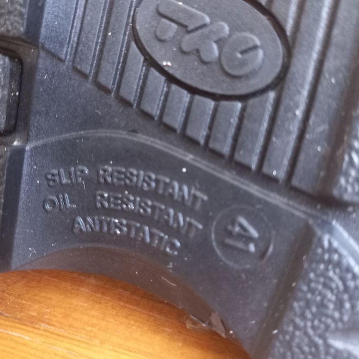 Сапоги Утеплённые новые