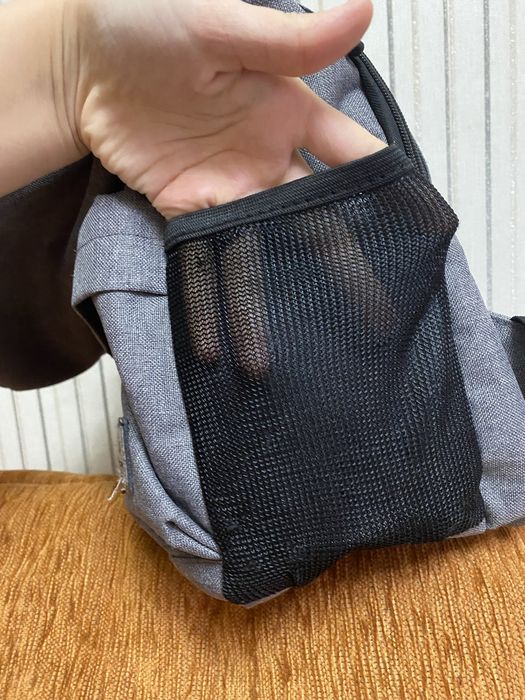 продам рюкзак,два кармашка,вместительный