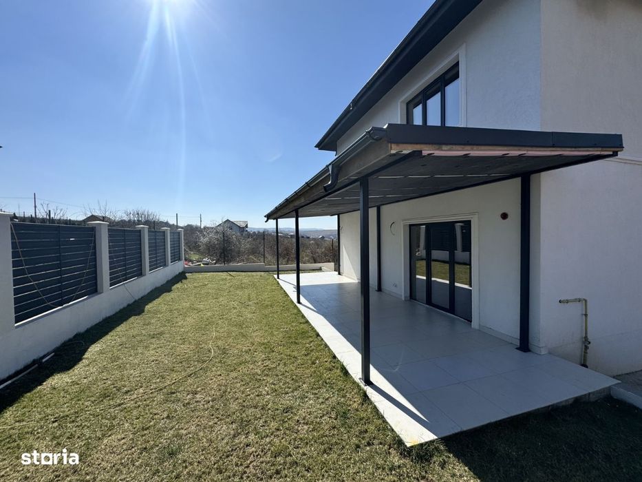 5 camere! CANALIZARE! Incalz in pard! Vila Tomesti