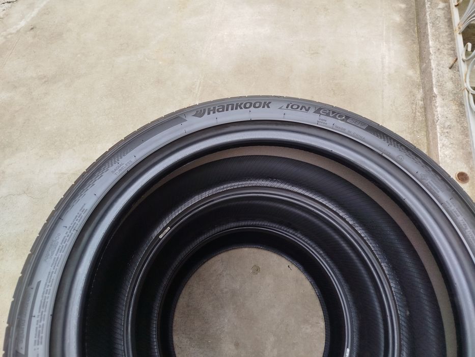 245 45 R20 Shina Hankook ion Evo