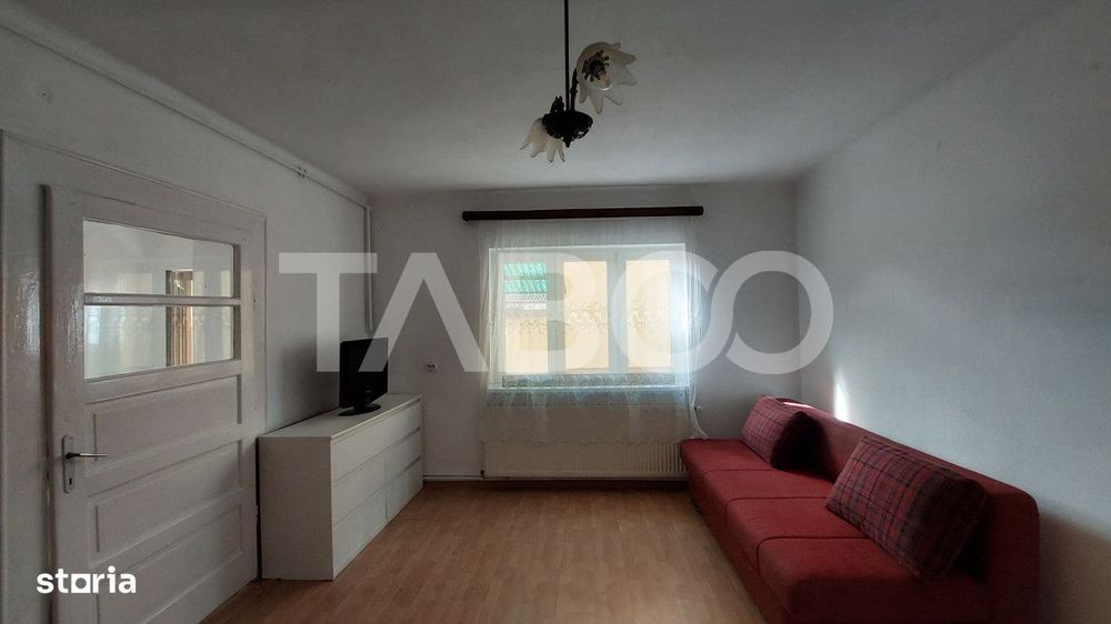 Apartament la casa de vanzare 2 camere curte 140 mp zona Turnisor