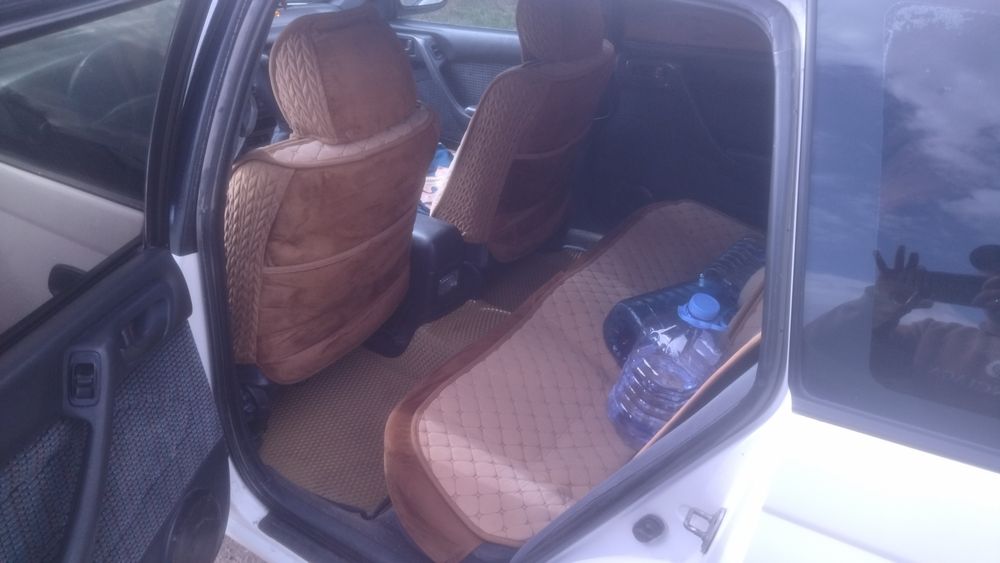 Продам Тойота Карина Е