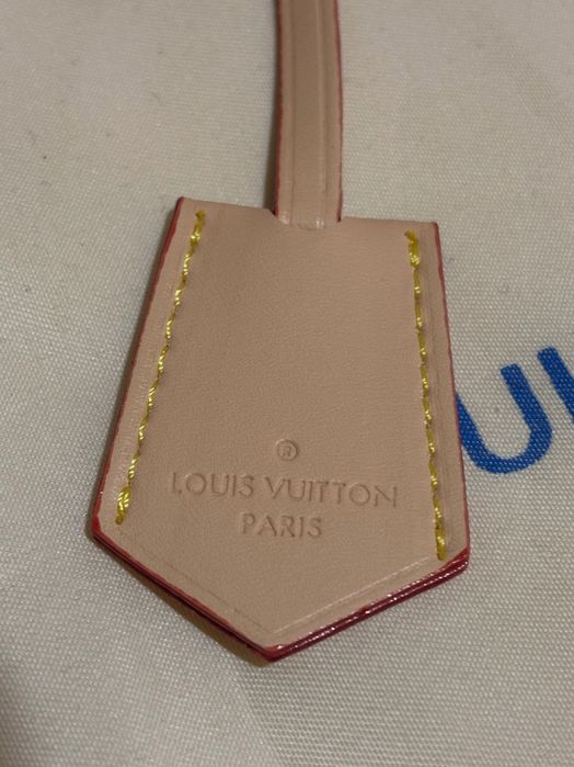 Louis Vuitton чанта