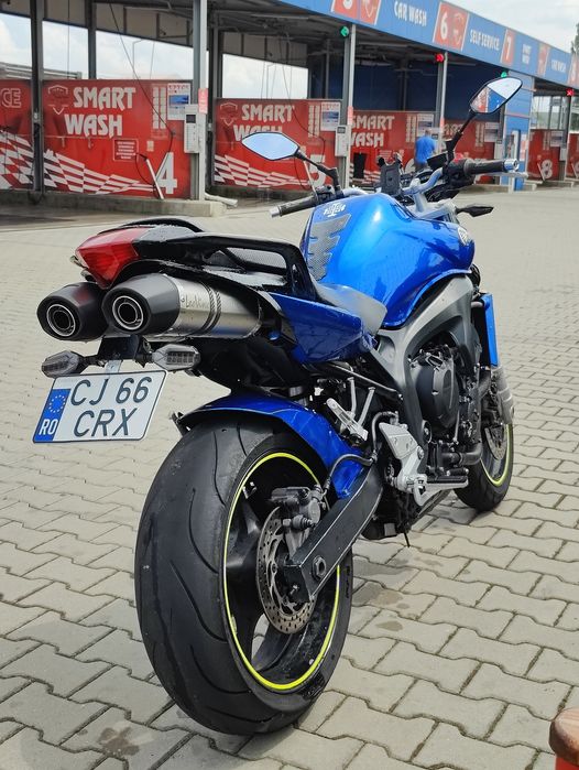 Yamaha Fz6 black edition
